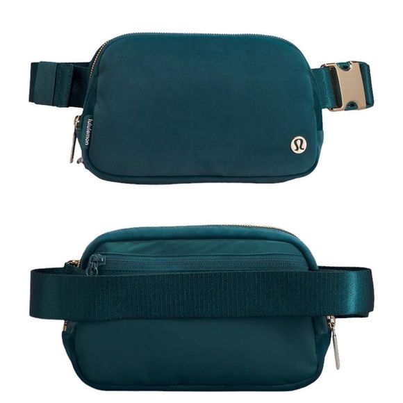 lululemon athletica Handbags - EUC Lululemon Everywhere Belt Bag Plush Velour Green Jasper Gold